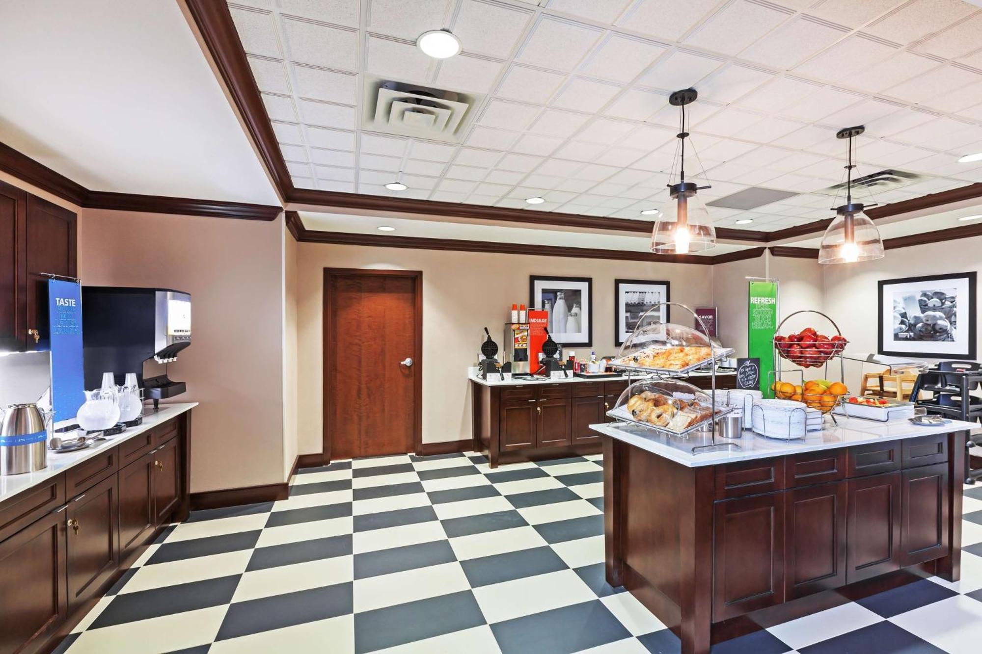 Hampton Inn & Suites Houston I-10 West Park Row, Tx Extérieur photo